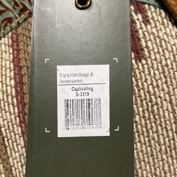 CAPTIVATING  MYRA COW HIDE TOTE BAG FREE SHIPPING - Picture 11 of 11